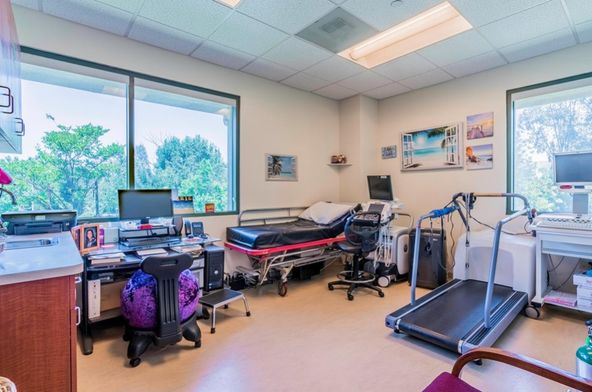 Regency Medical Plaza, Suites 180 & 185: 1000 Newbury Rd, Thousand Oaks, CA, 91320